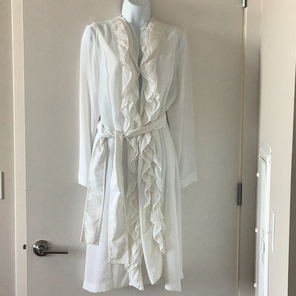 Tally Taylor robe 8